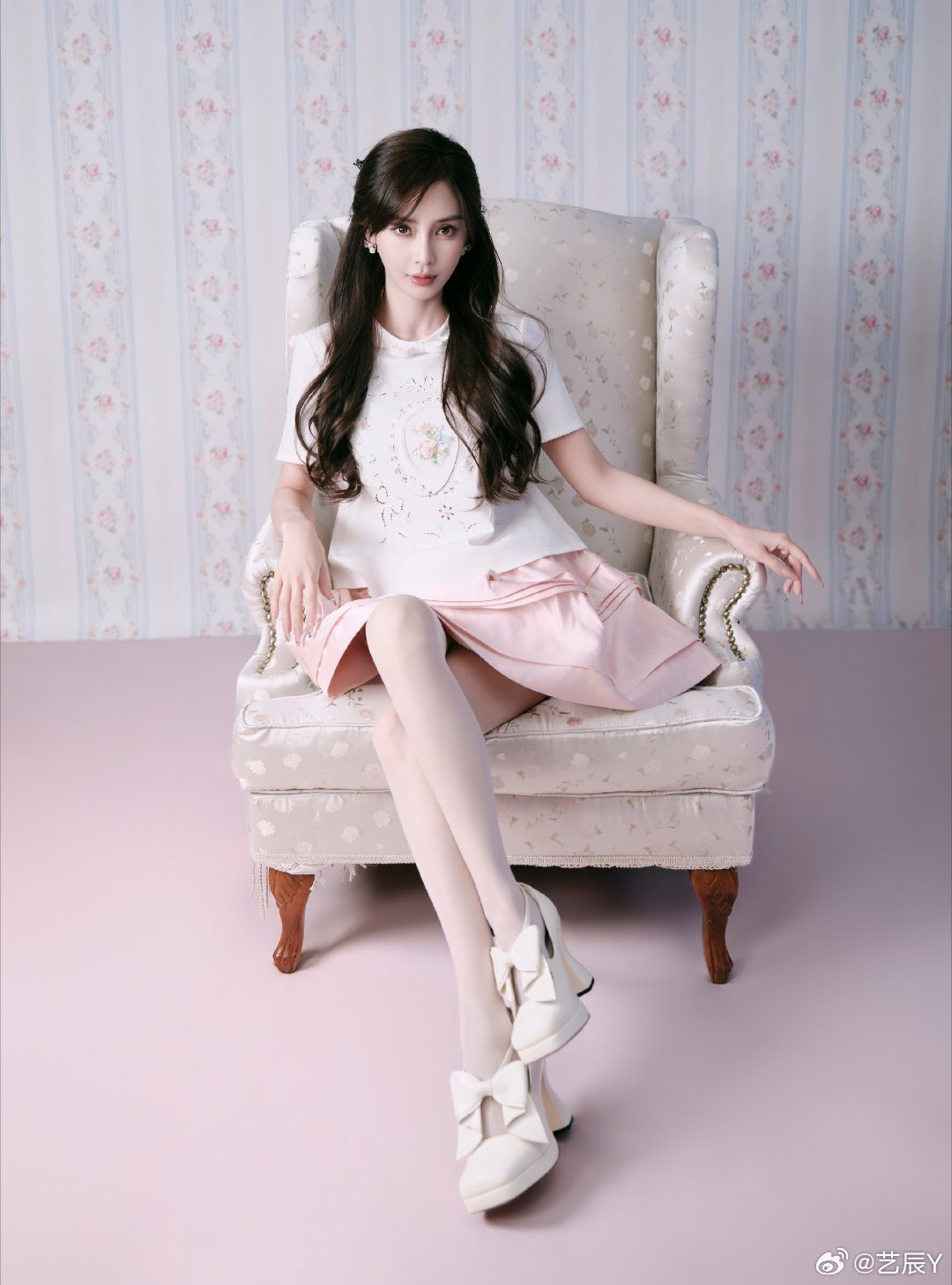 每日一善 阳光信用 人生最大的喜悦，就是遇见彼此同频道的那一盏明灯，你点燃我的激