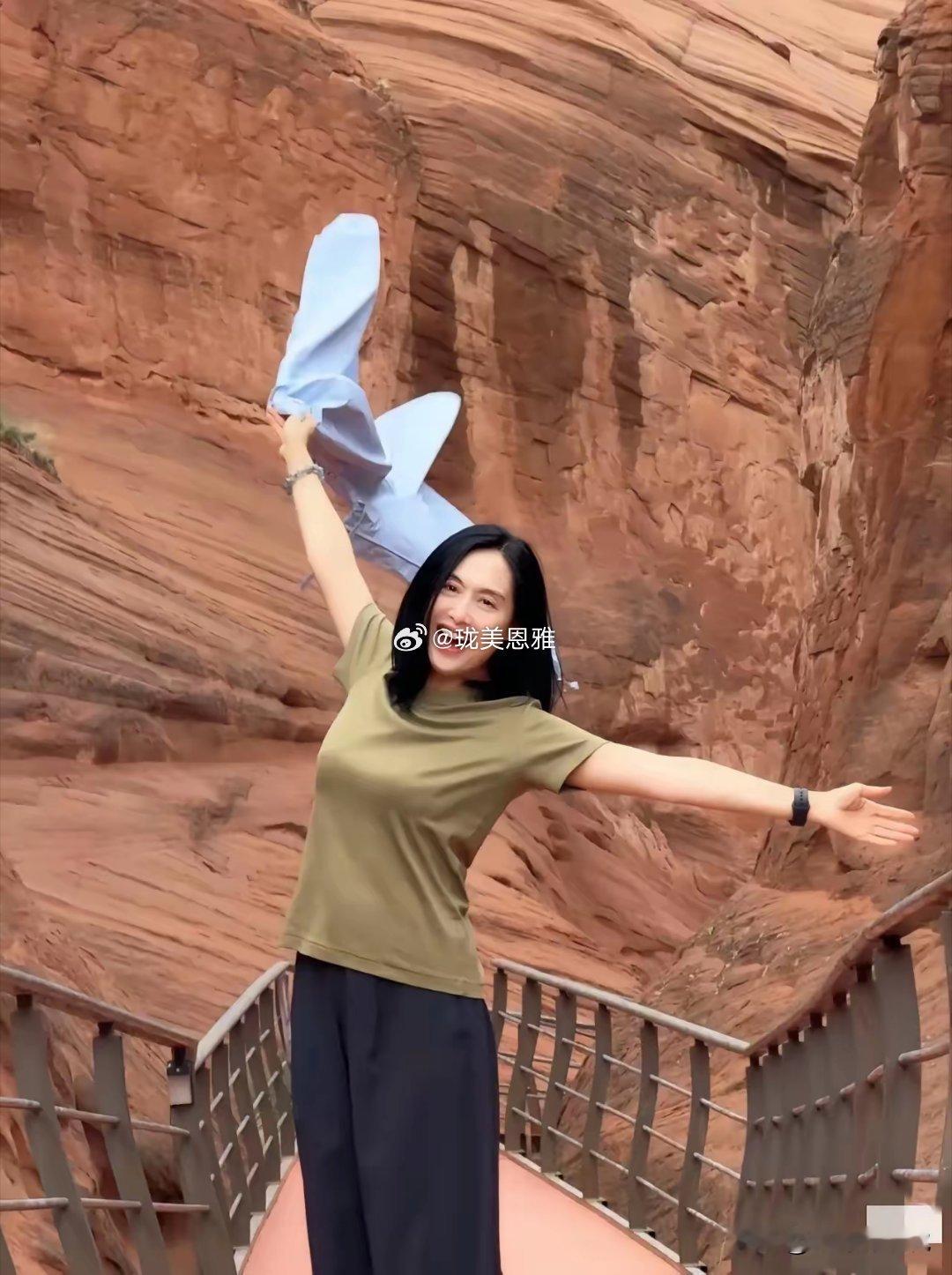 不怪那么多人想娶她，确实风韵犹存！ 
