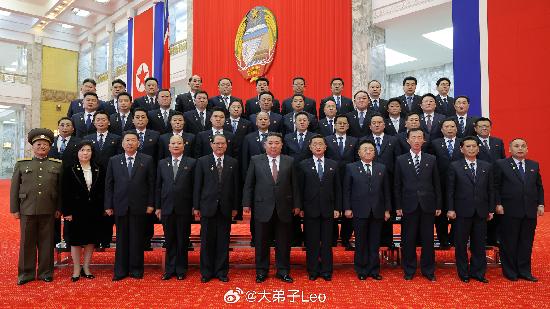 朝鲜民主主义人民共和国新任内阁成员合影金正恩正式将韩国定义为头号敌国金正恩称朝鲜