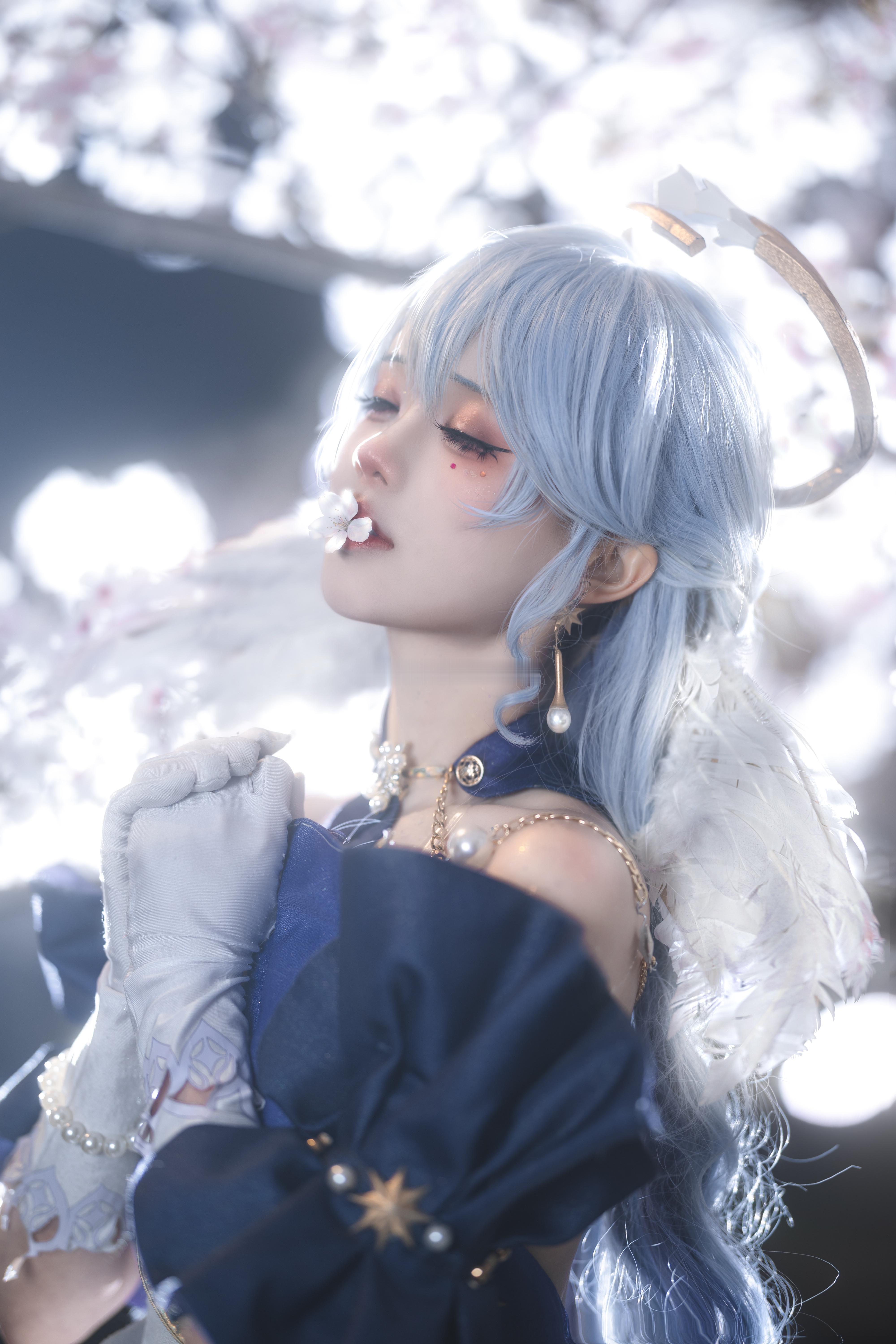 #崩坏星穹铁道[超话]##cos正片##星穹铁道知更鸟##cosplay# 你听