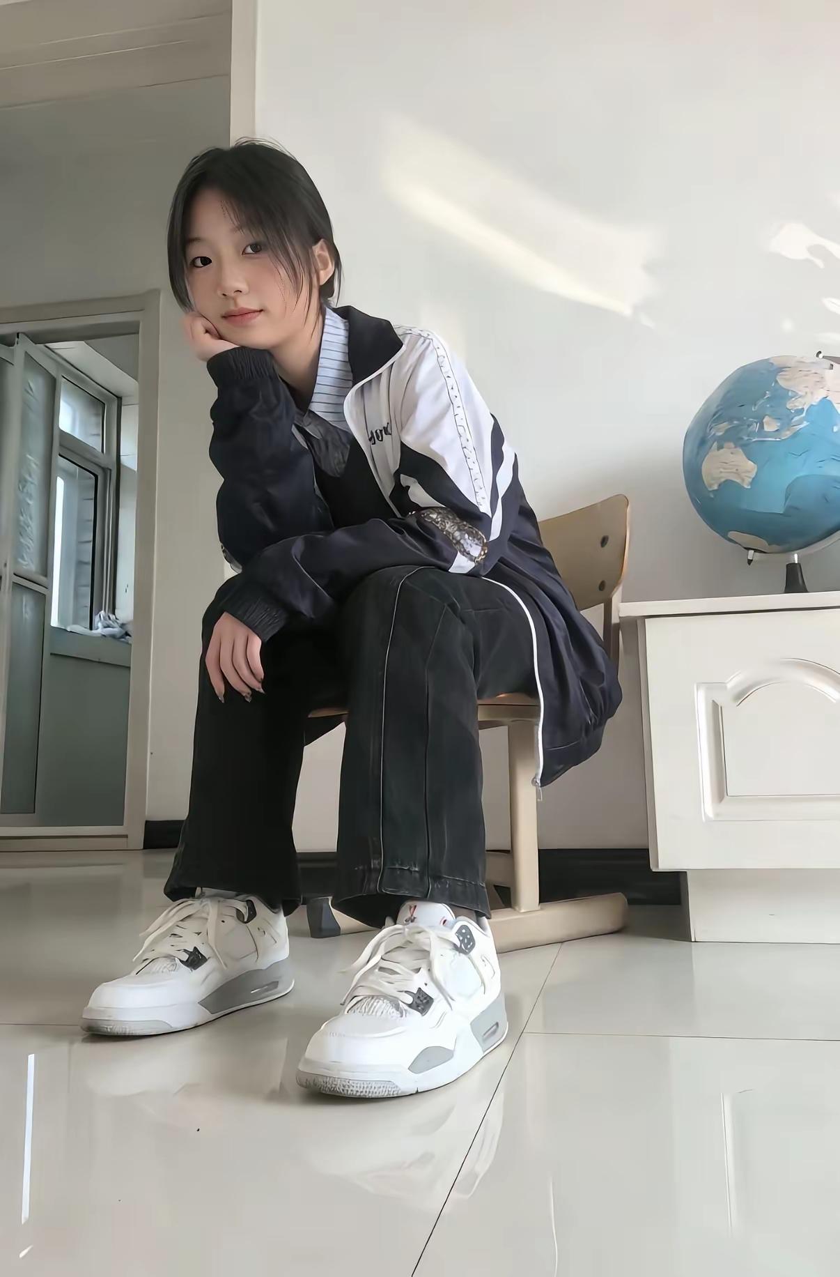 年轻就是好，青春气息扑面而来。