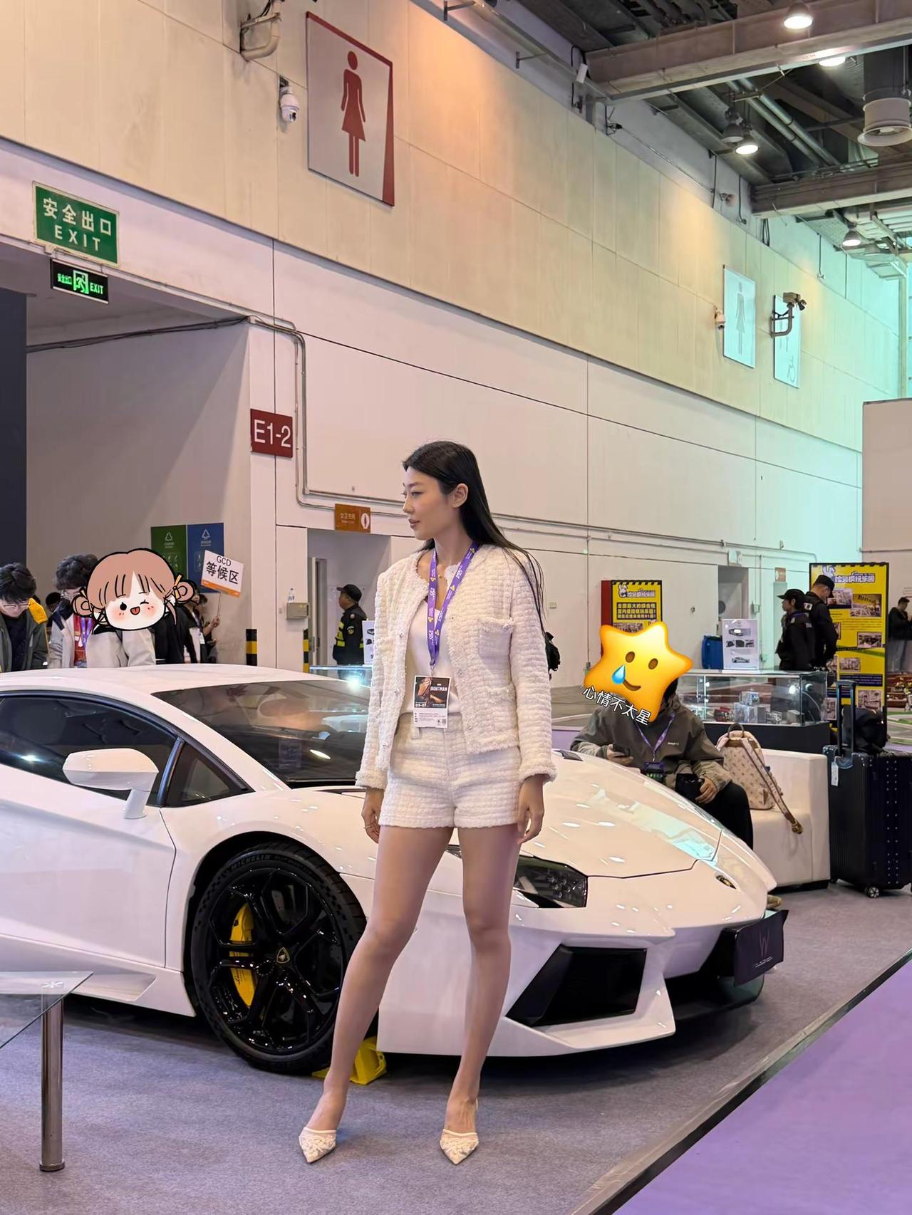 搬砖结束咯。辣妹穿搭