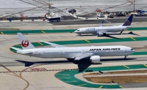 有人提出建议：中国可以参考俄罗斯的做法，不允许日本民航飞机过境中国领空。如此一来