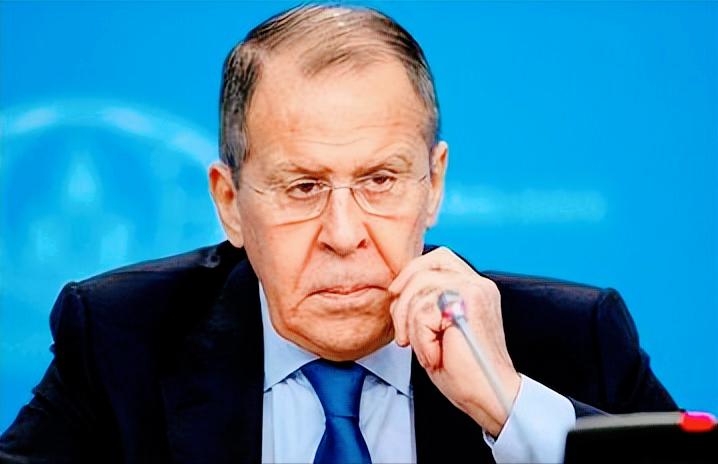 俄罗斯外长拉夫罗夫对外放话：“谁敢侵犯中国领土，俄罗斯就和中国站在一起！”拉夫罗