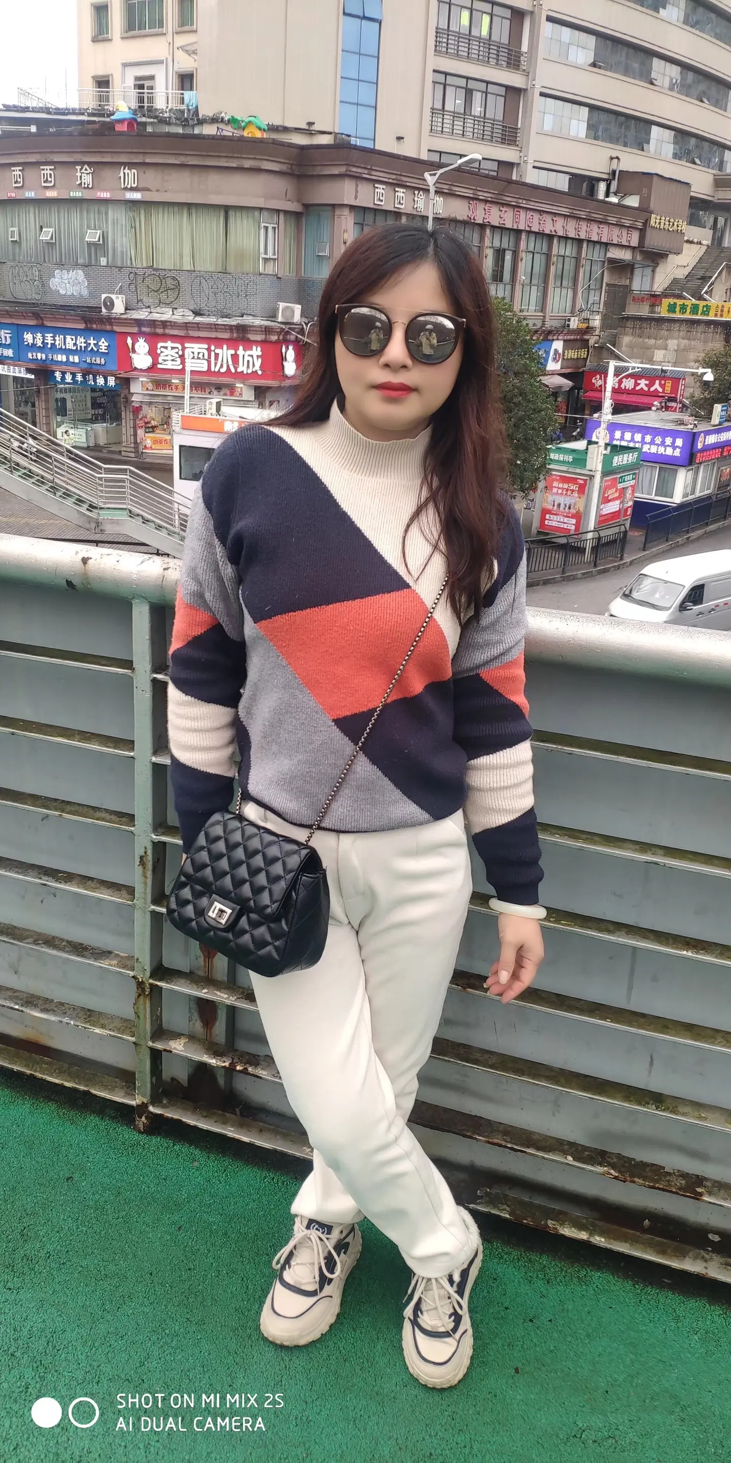 与其虚假做伴，不如坦然独行