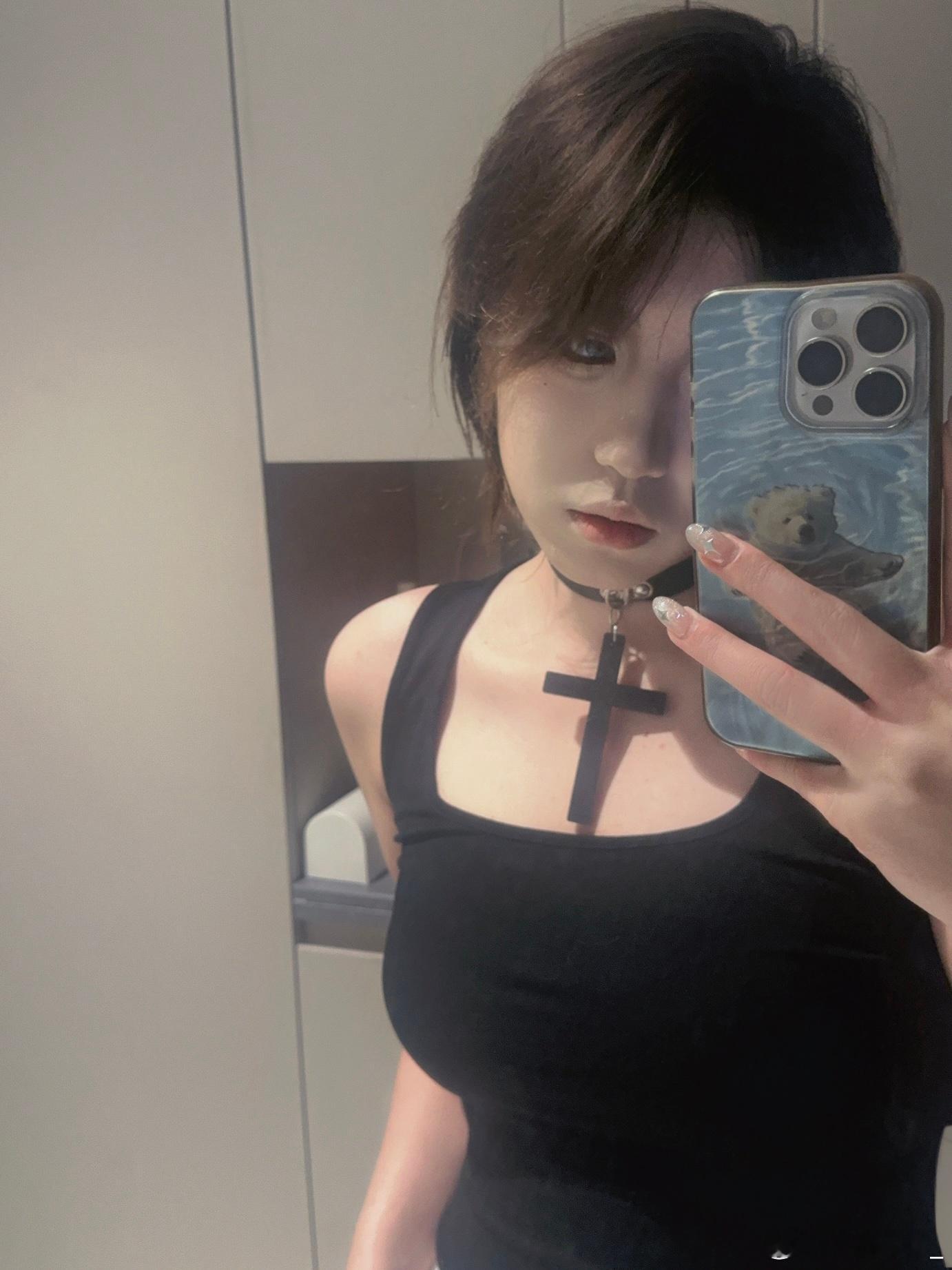 你跪下我求你点事呗 ​​​