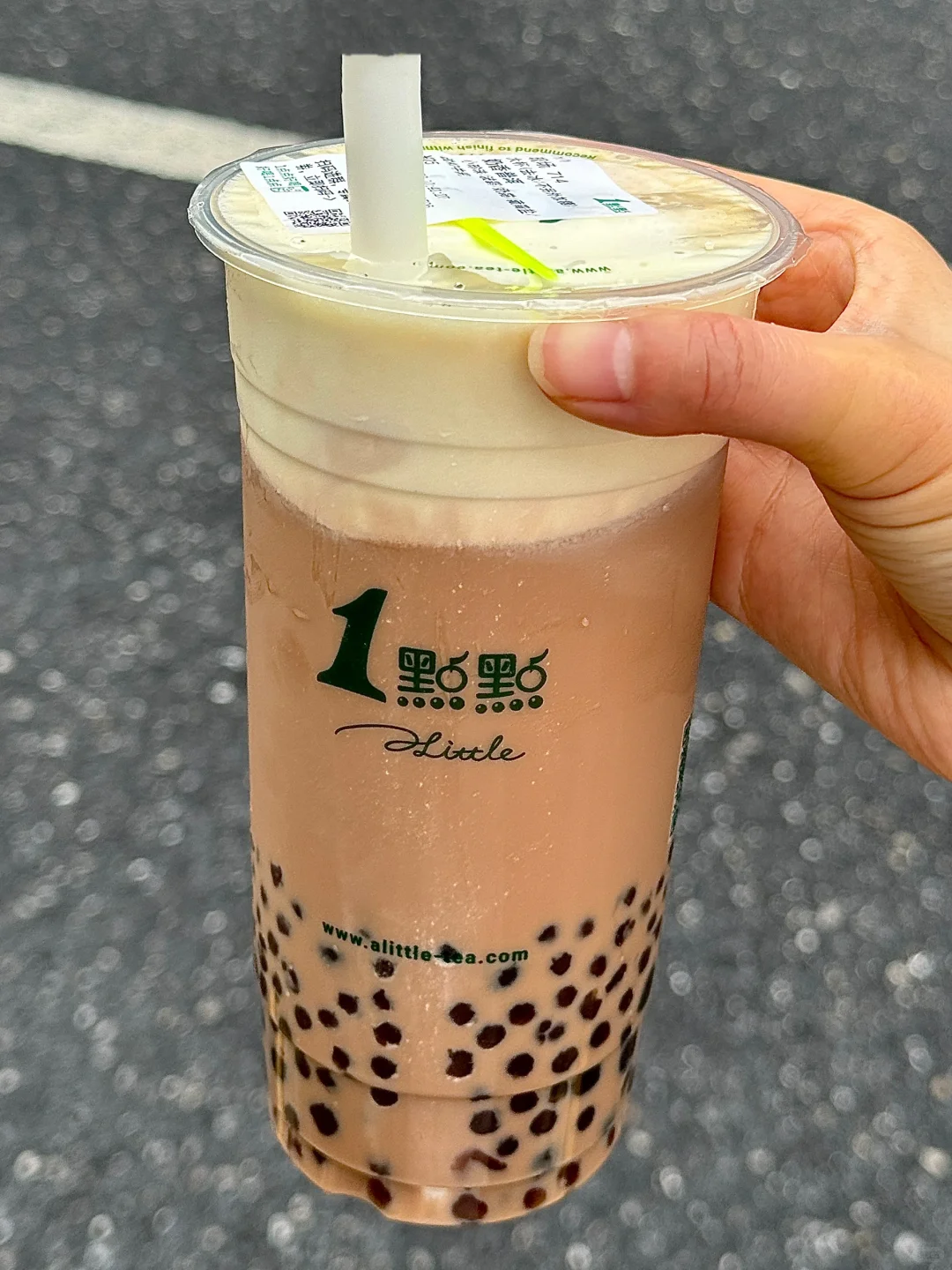 我很少用震撼形容一杯奶茶。。。。。