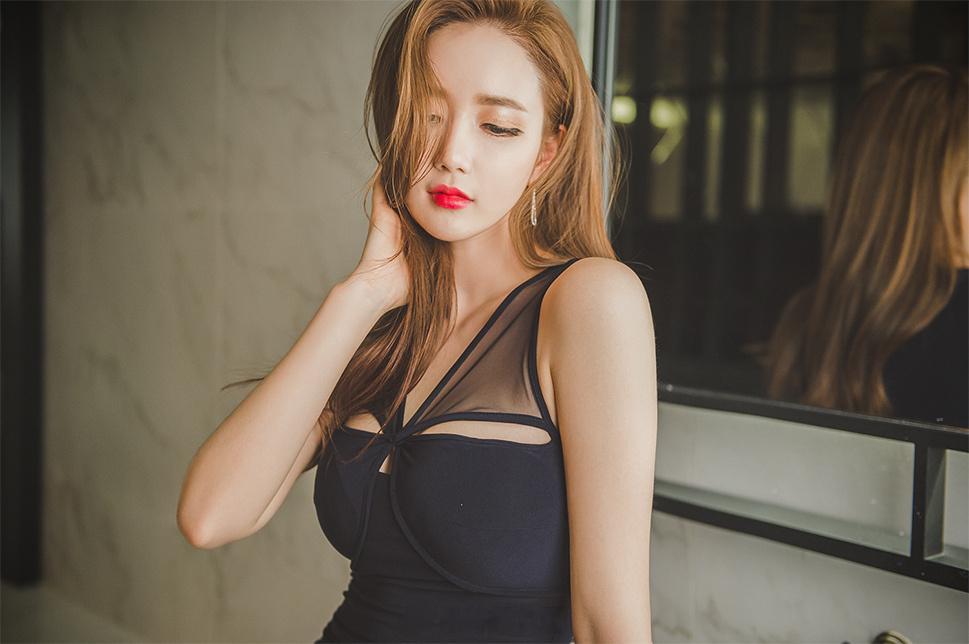 时间是种极好的东西，原谅了不可原谅的，过去了曾经过不去的。也许偶尔会回想过去的美