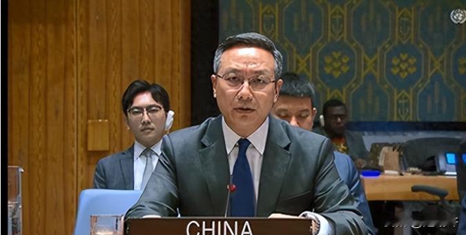 日本领土危机再度浮现。原来不光琉球有问题，就连北海道也不是日本的。

近日，日本