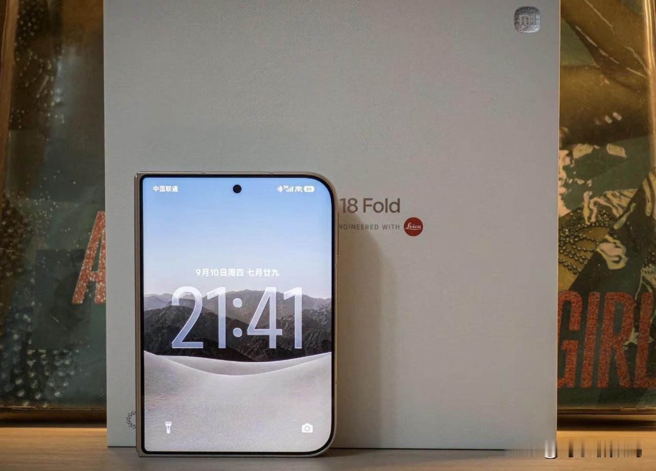 严重怀疑iPhone Duo，照着小米折叠屏抄的！

苹果首款折叠屏iPhone