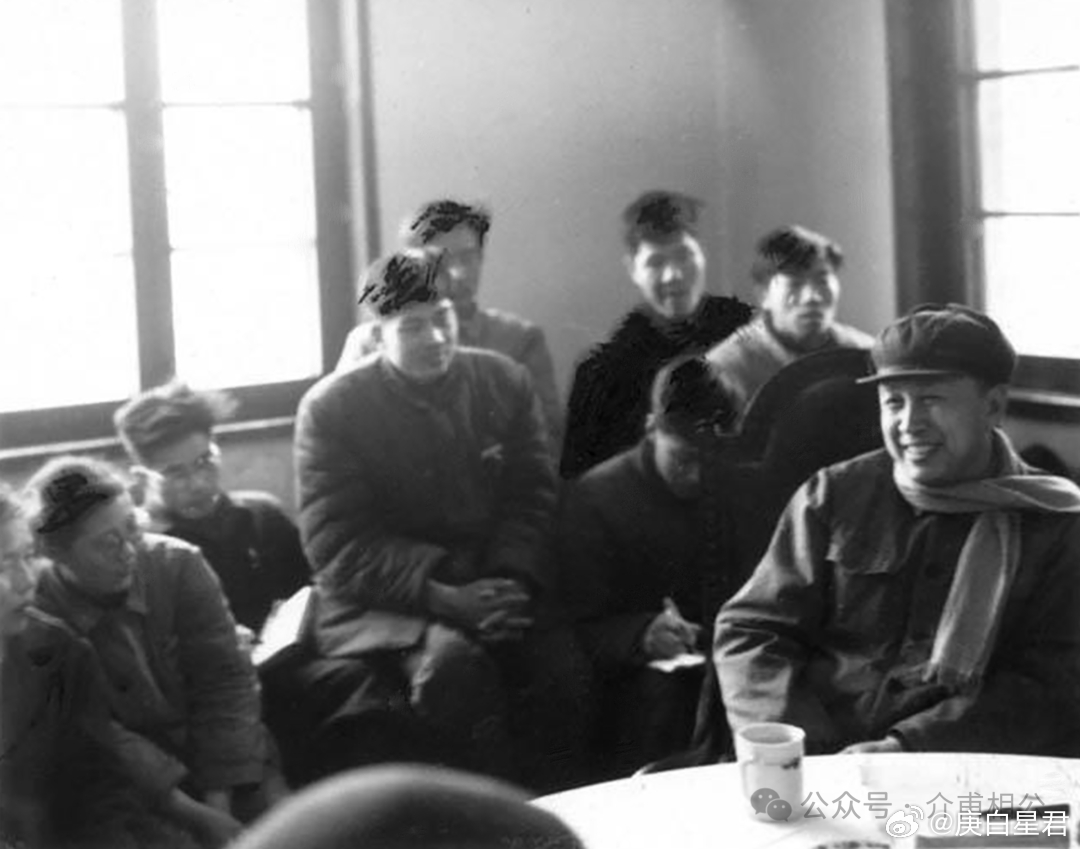 钱学森的严与爱：当众将学生骂哭，却私人掏钱送他们“奢侈品”钱学森先生在中科大任教