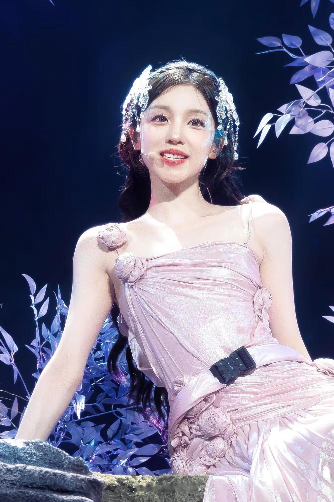 宋雨琦｜神女降临世间🌌美成画卷。©logo宋雨琦 宋雨琦solo 澳门