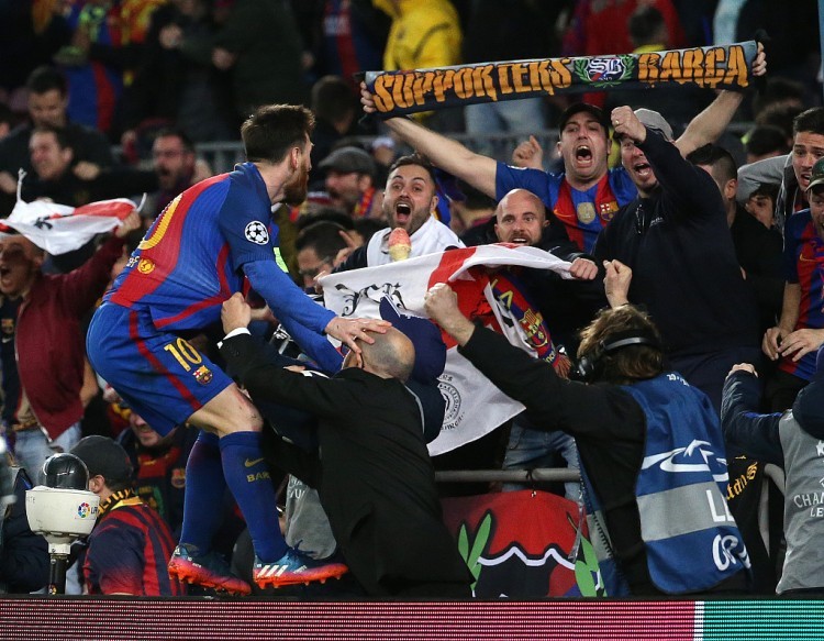 #执法诺坎普奇迹主裁退役#据《每日体育报》报道，上周末，47岁的德国著名裁判德尼