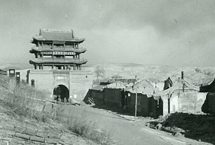 【解放前宁武县的哥老会】
1935年，梁红恩（梁家山村人）从绥远国民党独立支队返