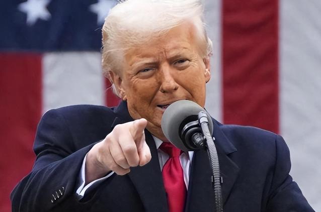 甩锅盟友、骑虎难下，特朗普的伊朗困局，藏着霸权的狼狈

小派认为，国际政治舞台上