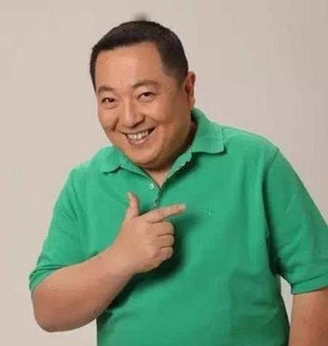 1992年，年仅36岁的主持人董浩，因误食海鲜送来医院时，肝脏已经全部坏死，医生