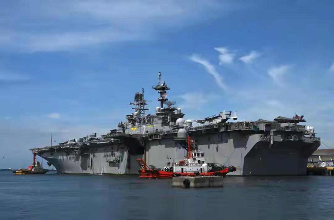 美军两栖攻击舰开赴中东：真实意图

过去一周，美军向中东接连派出两支两栖作战力量