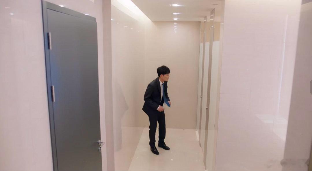 檀健次新剧上厕所没带纸爱情有烟火 看这段的时候我笑到被家里人问怎么了，李亦非这个