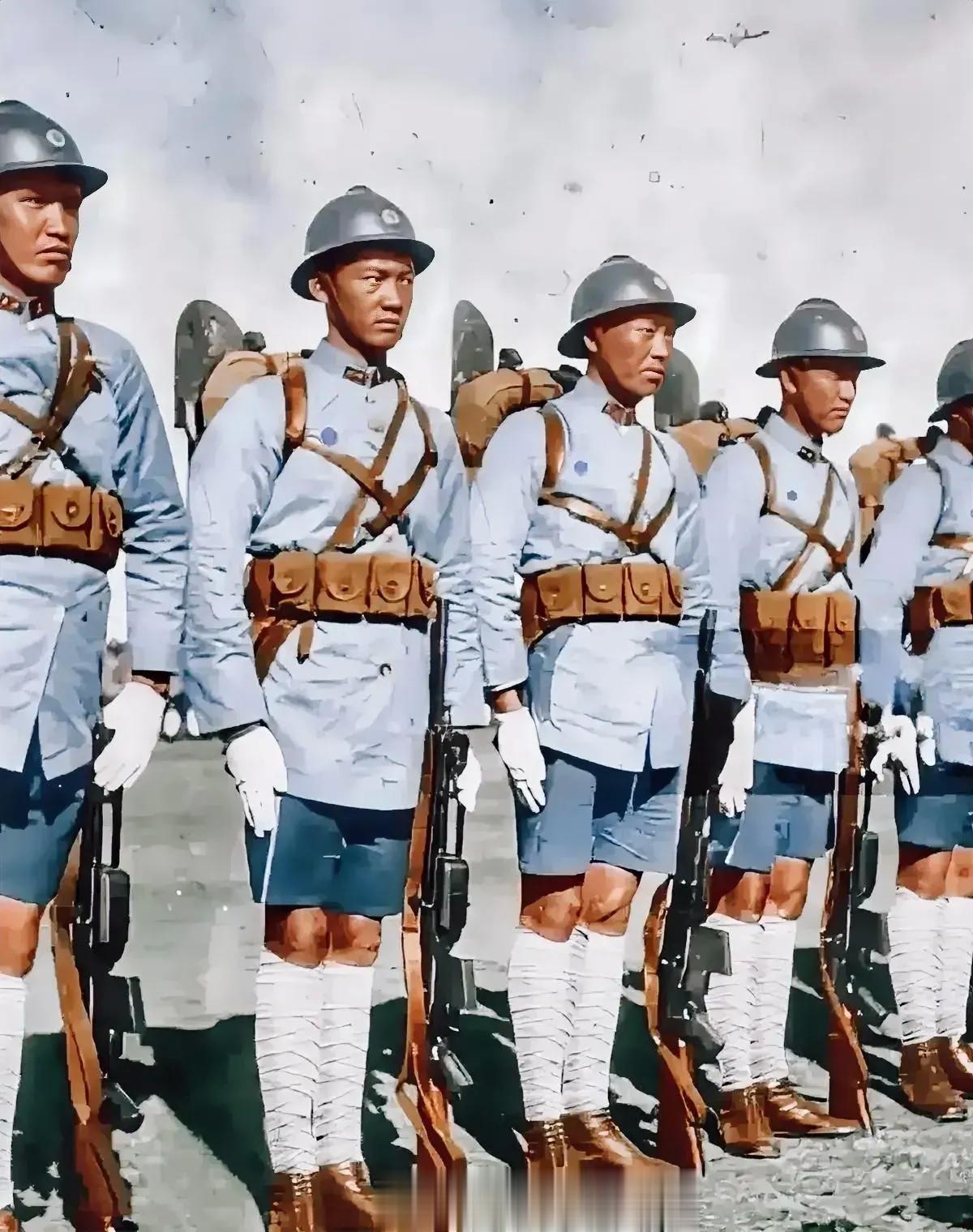 1942年，昆明。抗战时期，滇军的精锐部队，这清一色的“FN M1930型”轻机