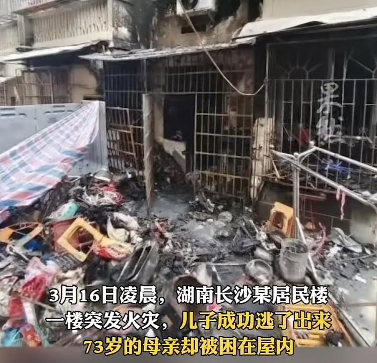 只能说看到这一幕我也是深有体会，这位老人因为节俭，把各种废品放在家中存放，社区工