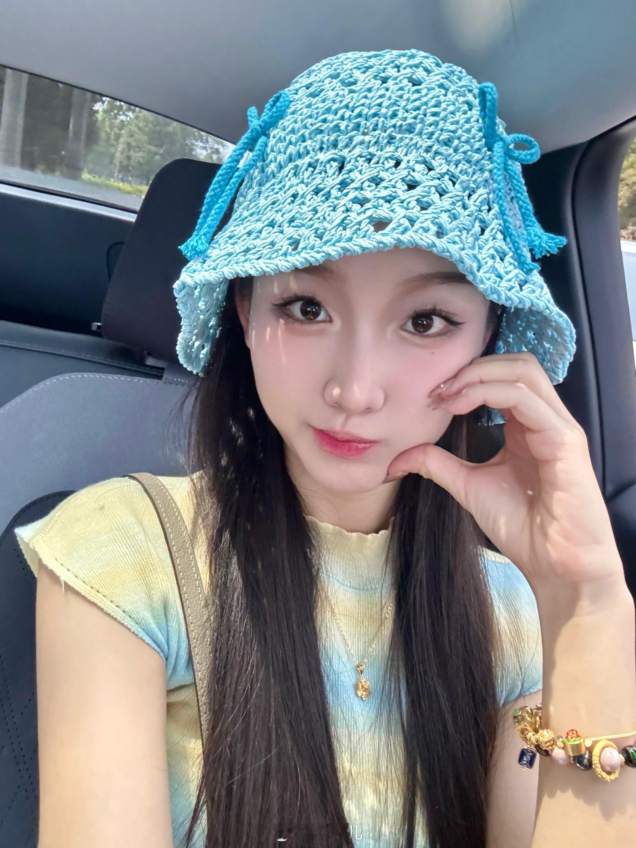 小蓝帽🧢 ​​​