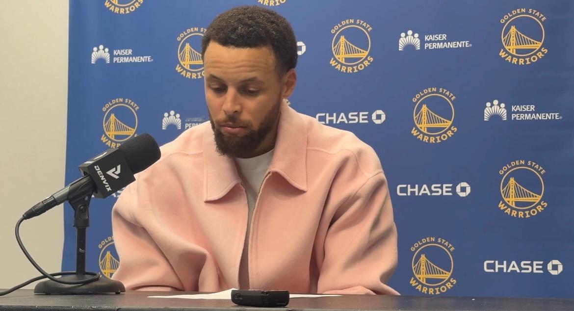 库里谈交易截止日：“我现在不想谈这个……我现在不需要考虑任何关于存在意义的问题。