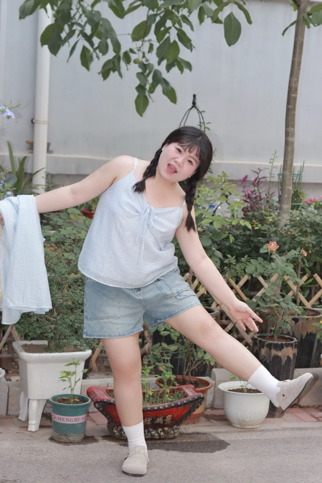 明天一定好好减肥！！