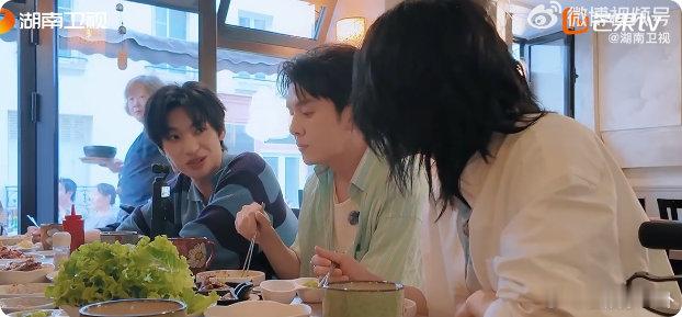 尚雯婕[超话]颜安成长的每个阶段都有尚雯婕 颜安成长路上处处有尚雯婕的影子也太奇