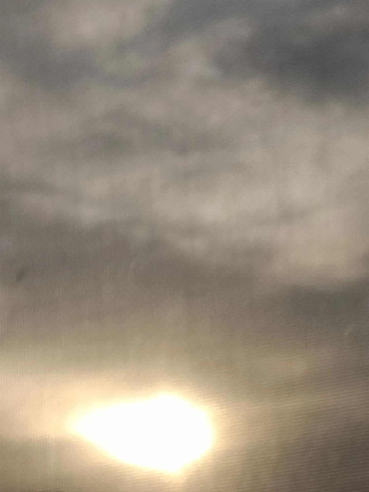 余生爱自己，珍惜当下心态平和点，有一个健康的身体，才能享受美好的生活，夕阳无限好