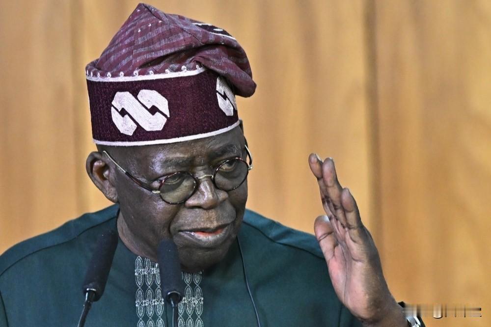 特朗普威胁对尼日利亚动武，美防长紧跟：在准备了。川普是不是要为石油利益集团控制石