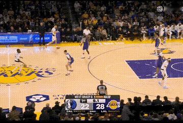 克莱现在处境堪忧！
而且他好像还是没有了解到自己现在的处境，是有点尴尬的。
老实