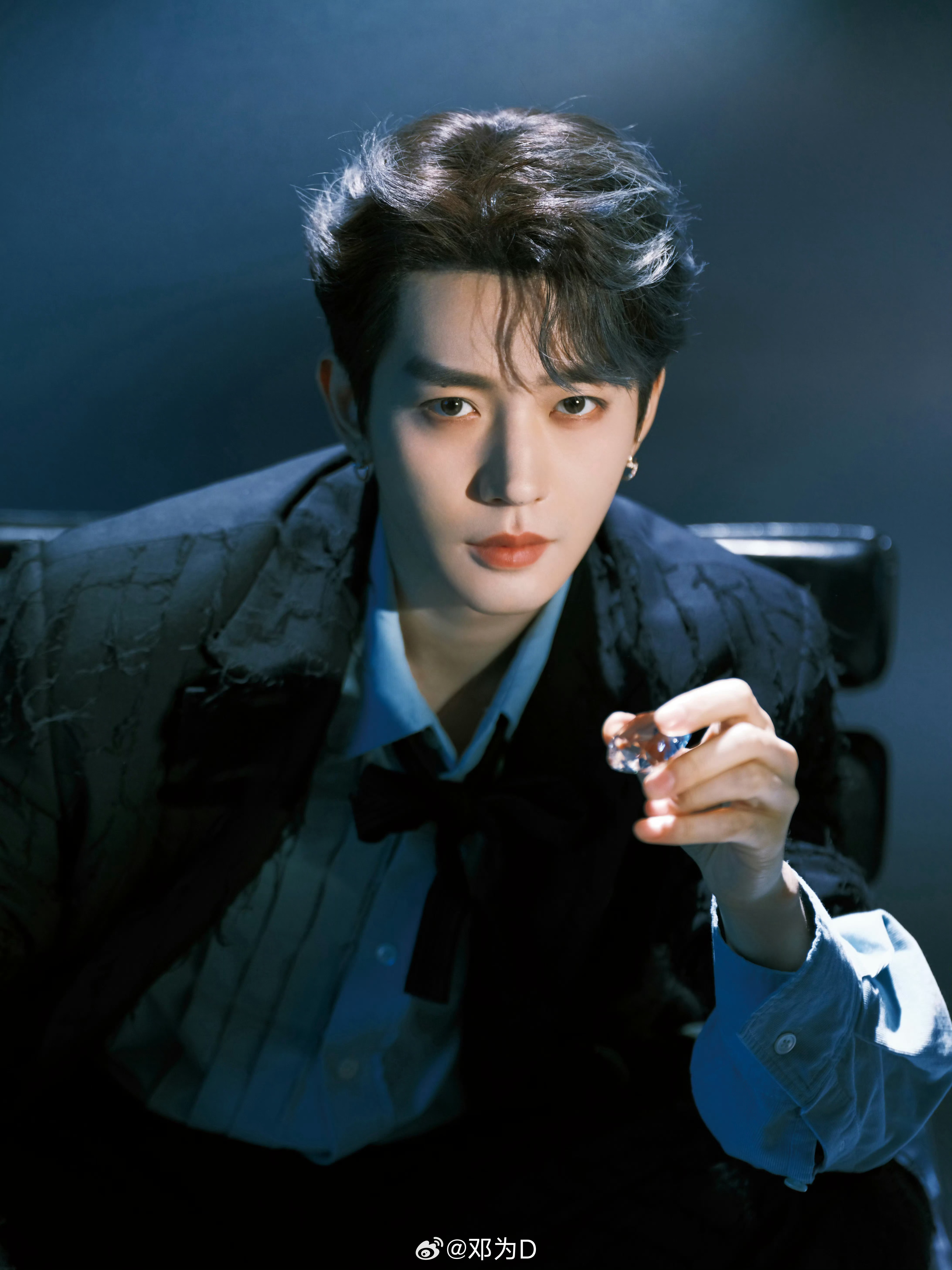 必须选1111111老公直播间封面就是这个！ 