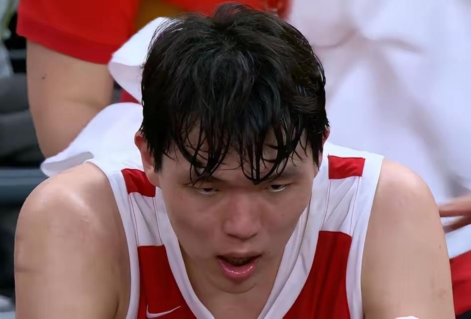 杨瀚森去了nba，这状态和身体也没有什么变化啊，作为首轮秀，中国男篮的领袖能扛起