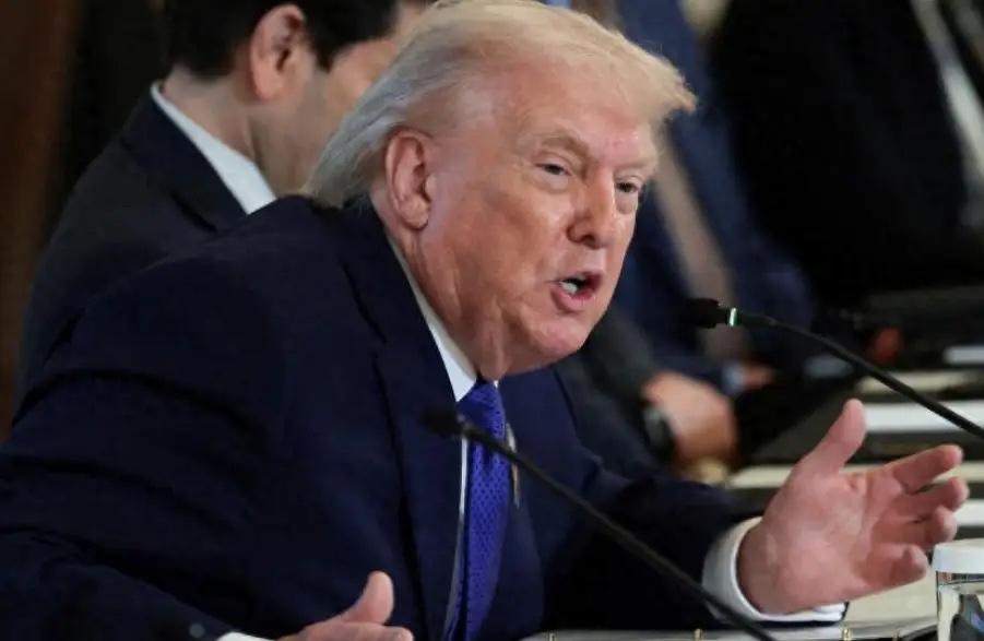 特朗普突然摊牌了！

美国众议院高票通过法案，要把中国踢出G20和国际清算银行。