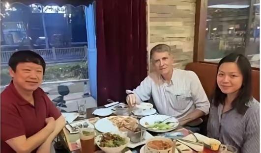 作为一名资深的文字工作者，胡锡进最新关于九一八的相关表述，岂止是不够严谨，我看简