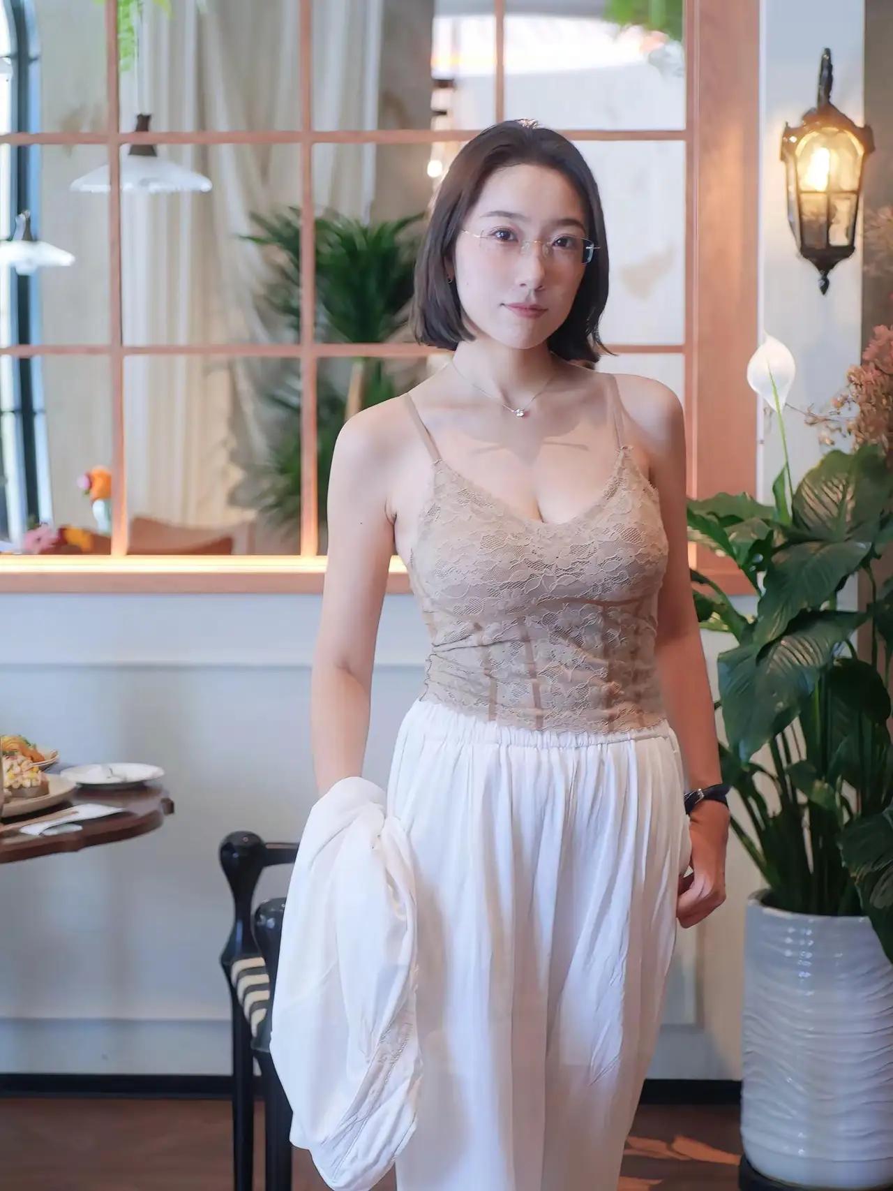 这衣服穿的真漂亮