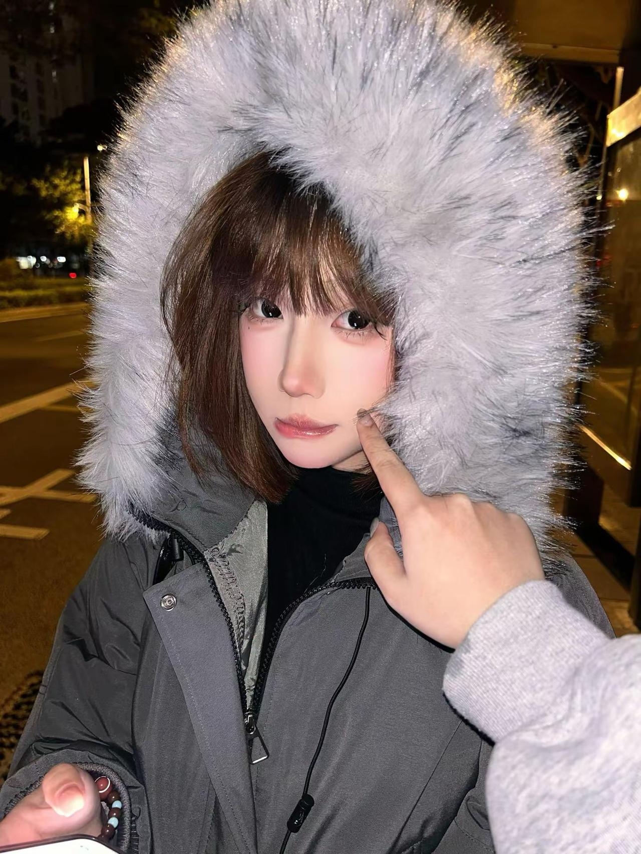 为什么总是让我等 我最烦的就是等待 等你消息 等你电话 等你来找我