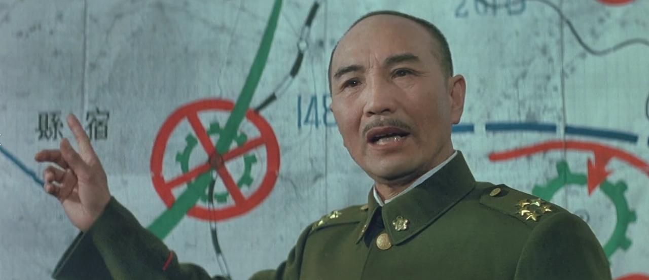 “二十年前，我从徐州踏上征途····”
想必大家都对《大决战》中，蒋介石的这段台