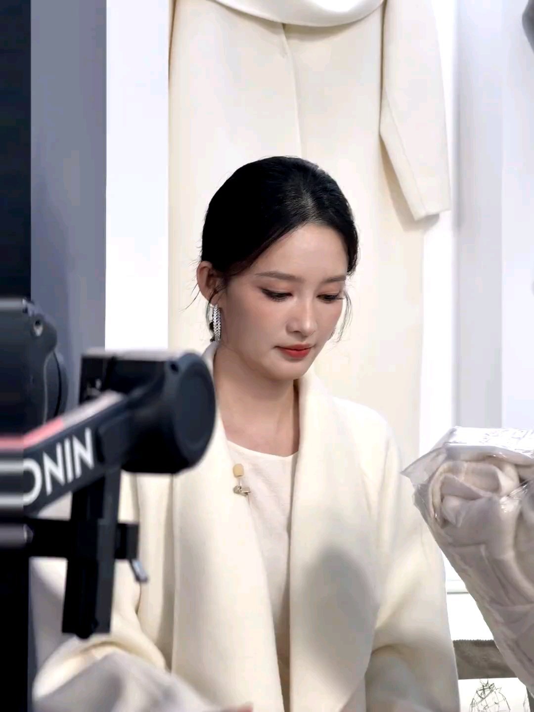 李沁白月光千金感今天真的超漂亮的好吧 