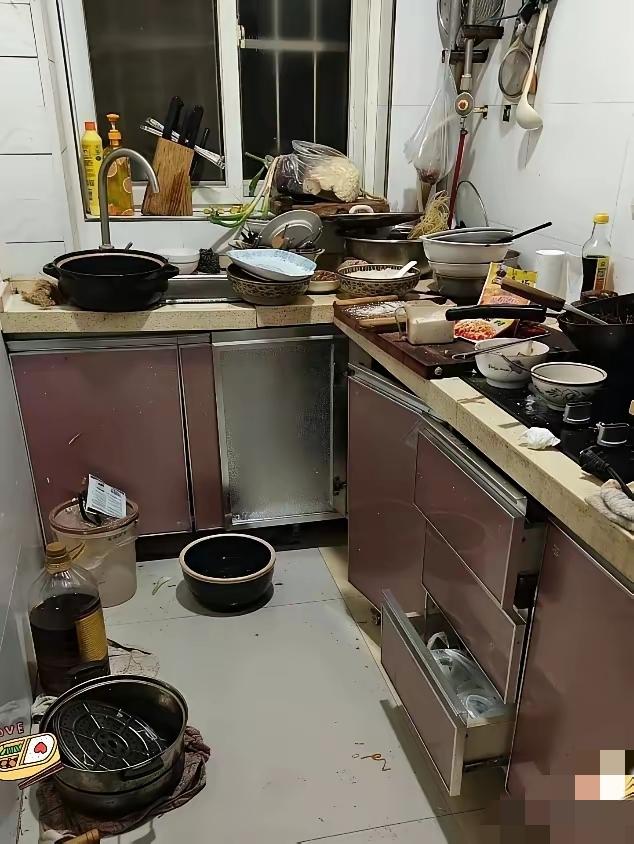 娶到不爱收拾讲卫生的媳妇也没办法，人生能做伴就行了，要求太高了心累