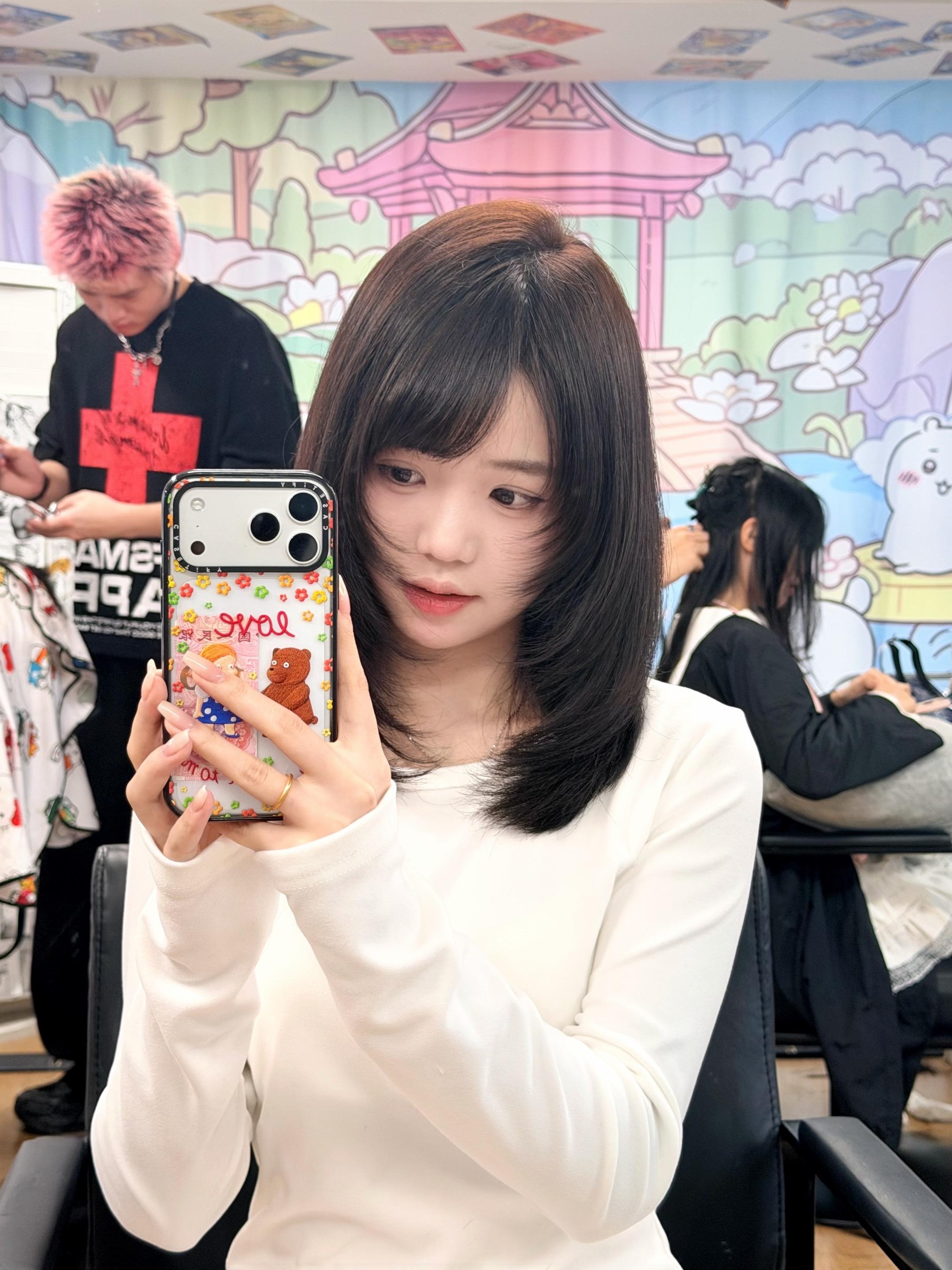 明明是我更可爱 不许和他说话了