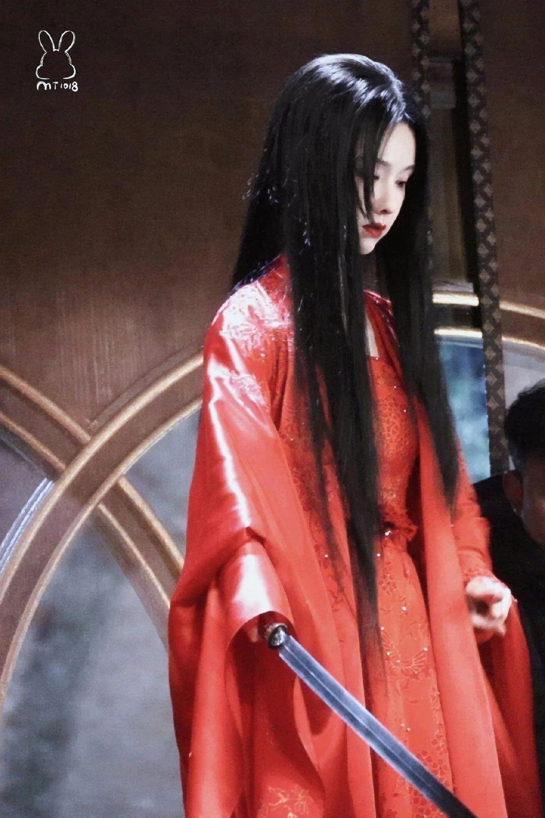 陈都灵  人美到一定程度就会有鬼感陈都灵陈都灵楚朝