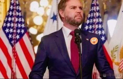 美国副总统万斯曾经表示：美国最大的错误就是，在苏联解体的时候，美国只把心思放在了