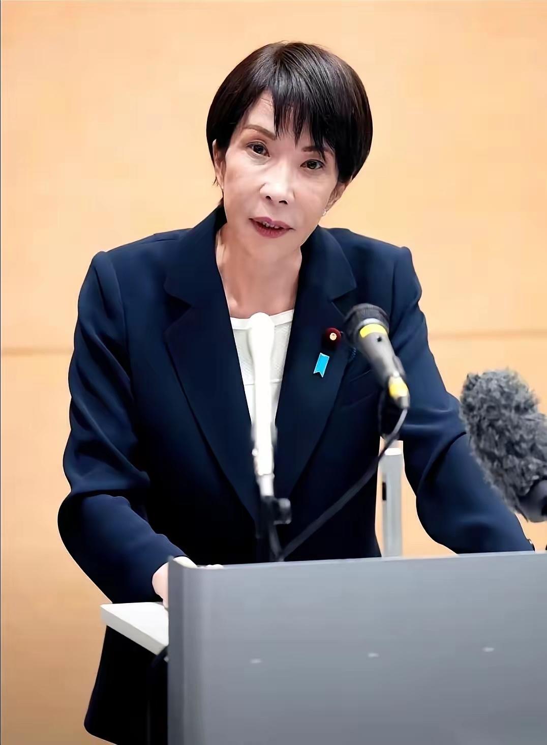 日本两家大厂，灯灭了，产线停了。

日本两家做芯片材料的工厂，已经宣布永久停产，