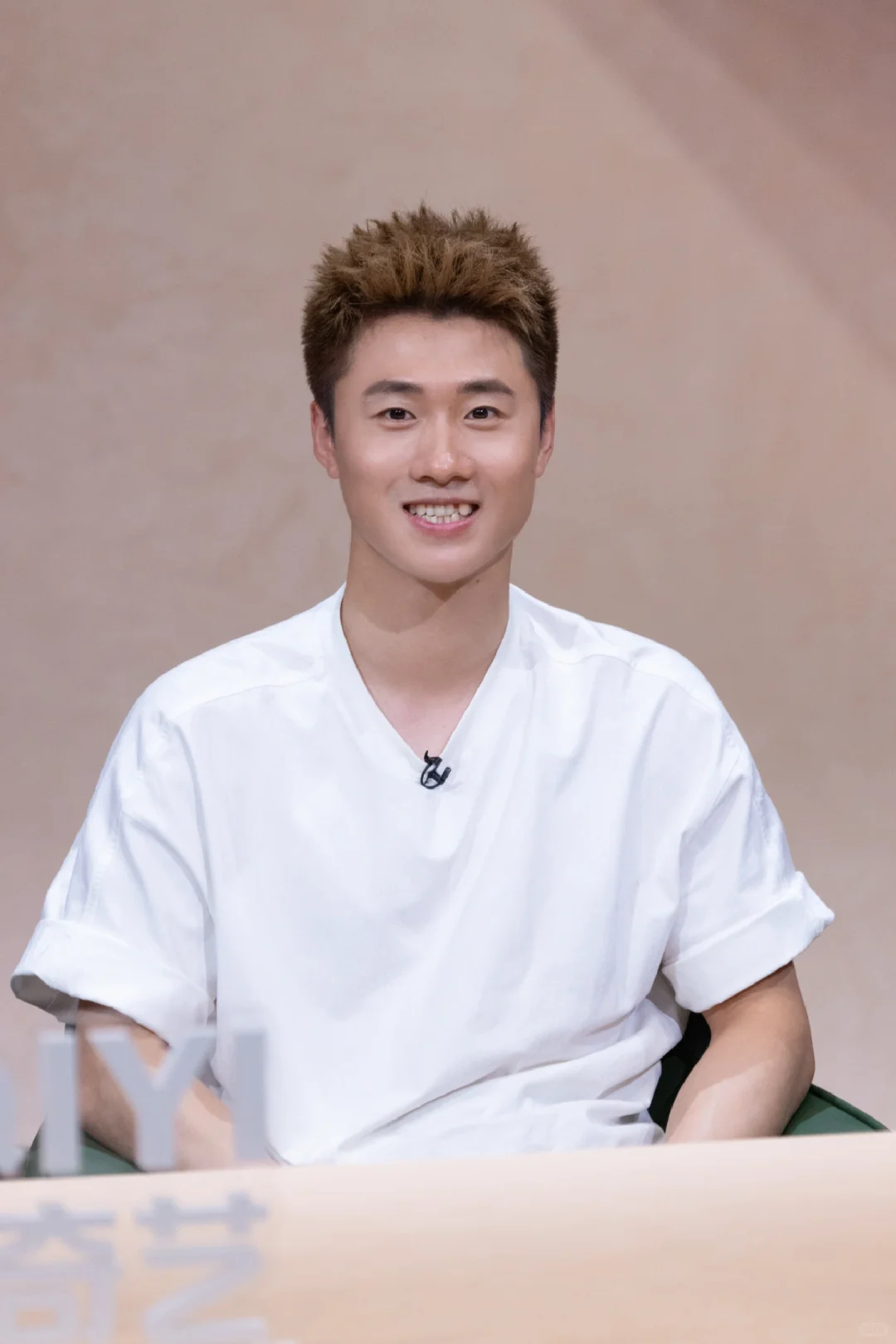 徐梦桃老公主动给自己找后爸姐姐当家真好呀～阿姨有这么个孝顺体贴的儿子肯定也很开心