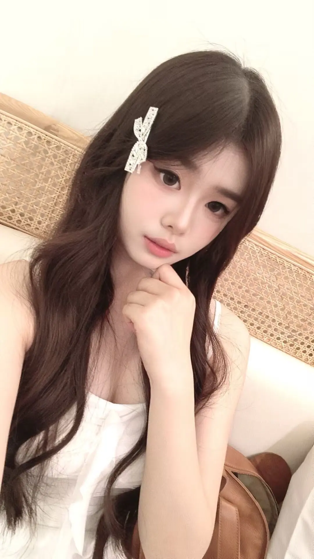 白裙子的杀伤力 白裙出片 甜妹小白裙 少女穿搭可甜可盐 白裙子yyds