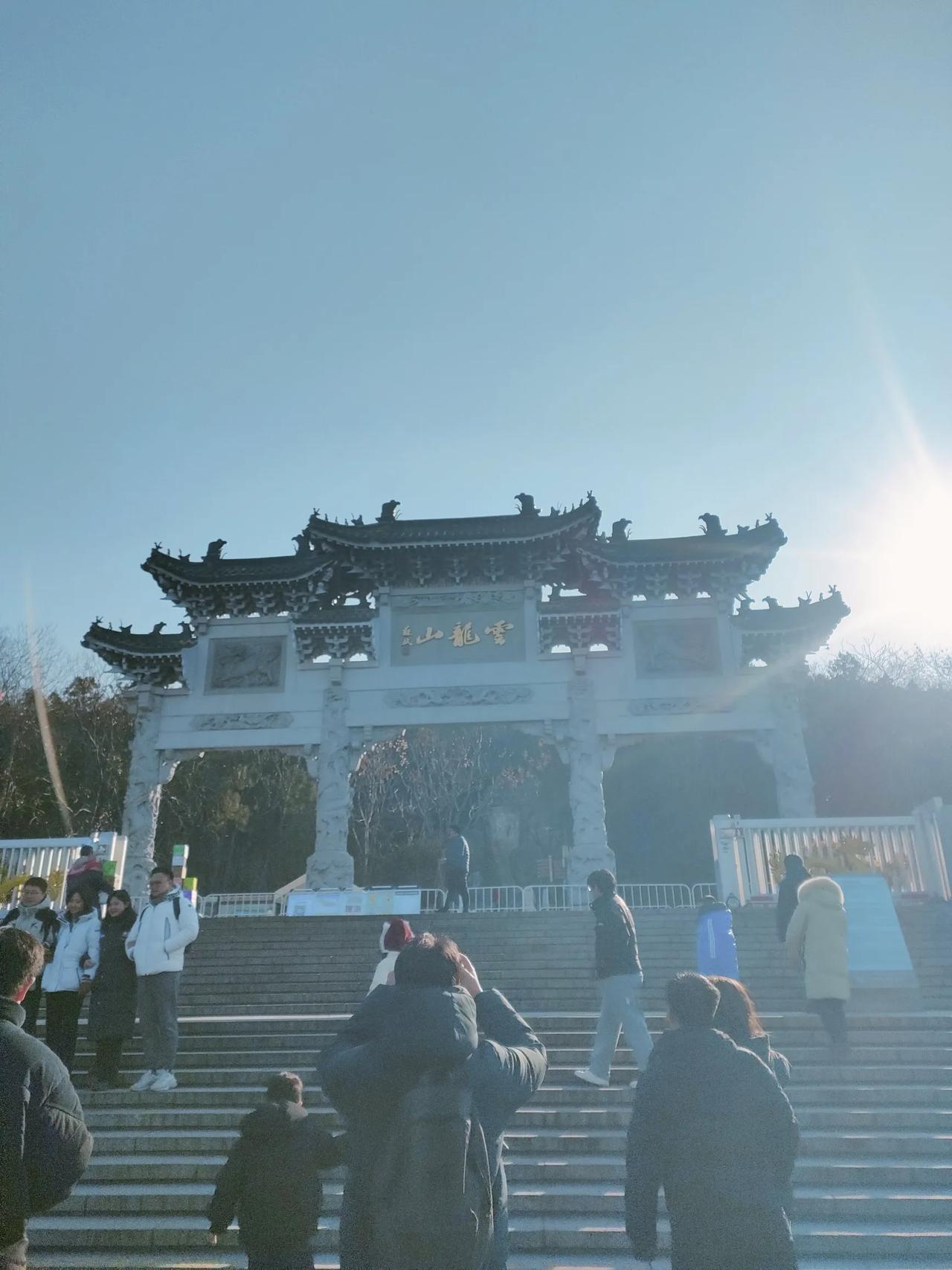 成功了，当然更好。即使没有成功，努力和奋斗的过程，其实也在无形中转移了注意力，也