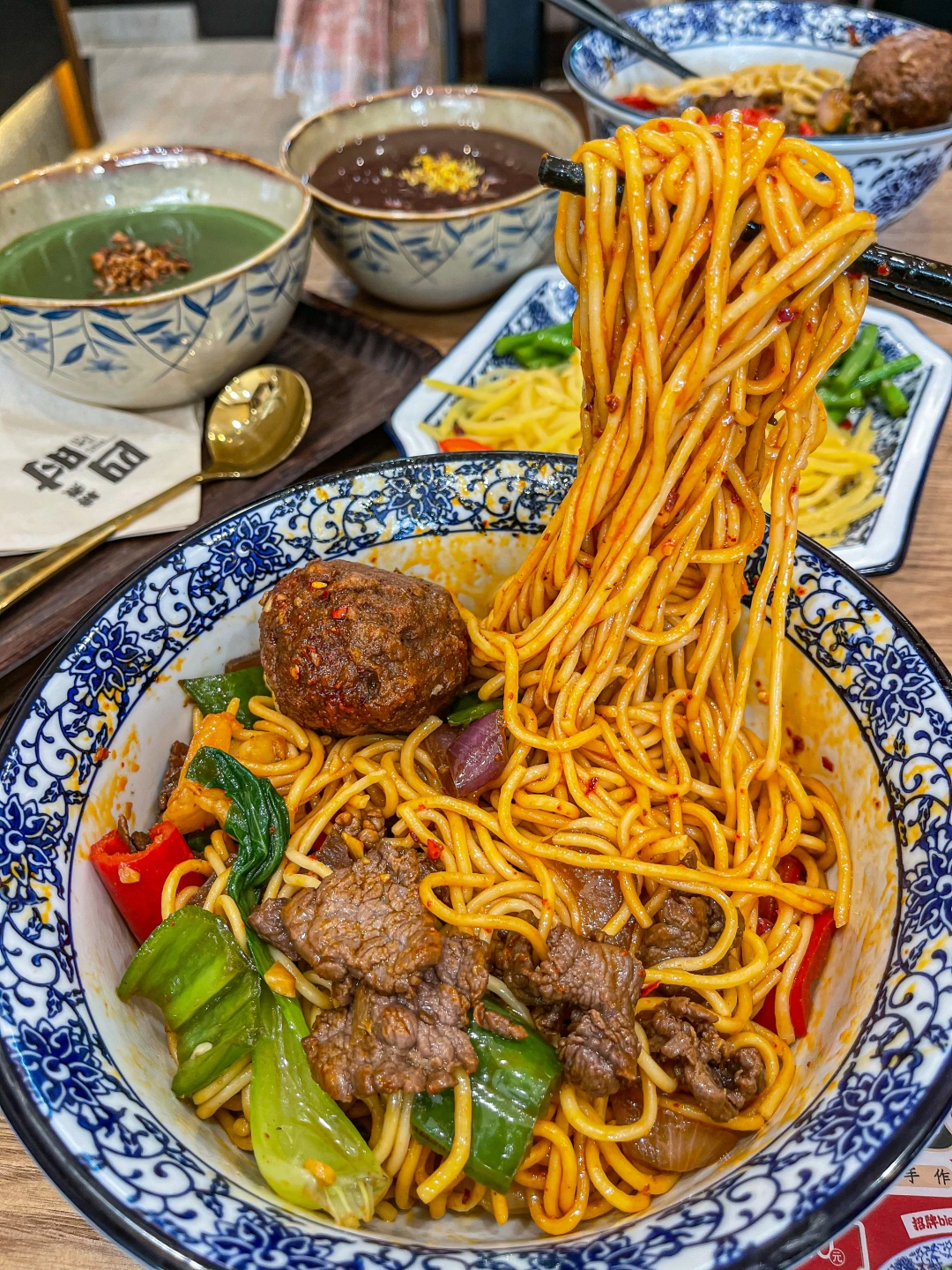 珠海。。。我真的好爱这口浇头面……贼香！