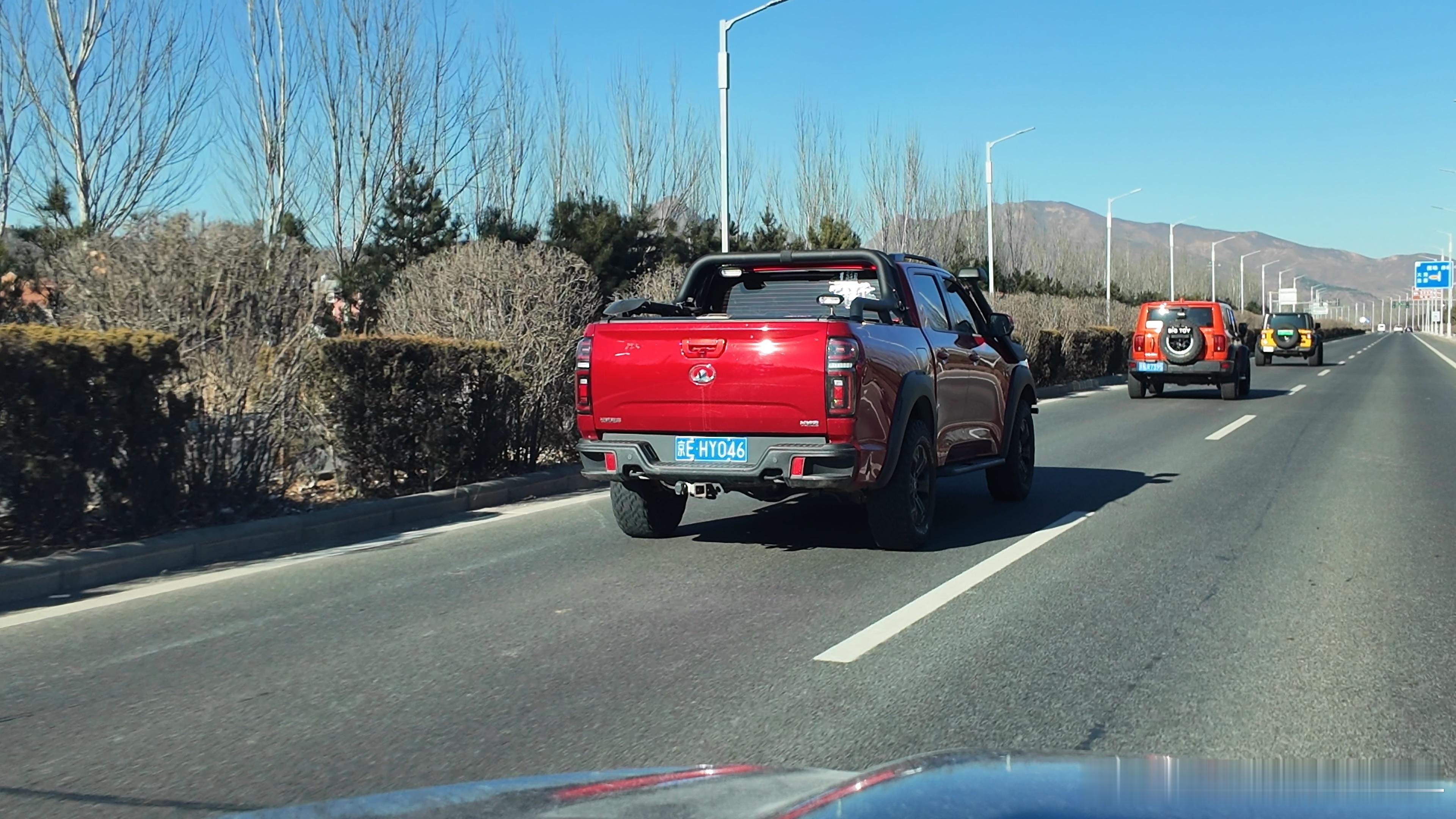 2026年了，把车造的好开、能走直线对于一些车企来说依然是个难事…或者说这事本来