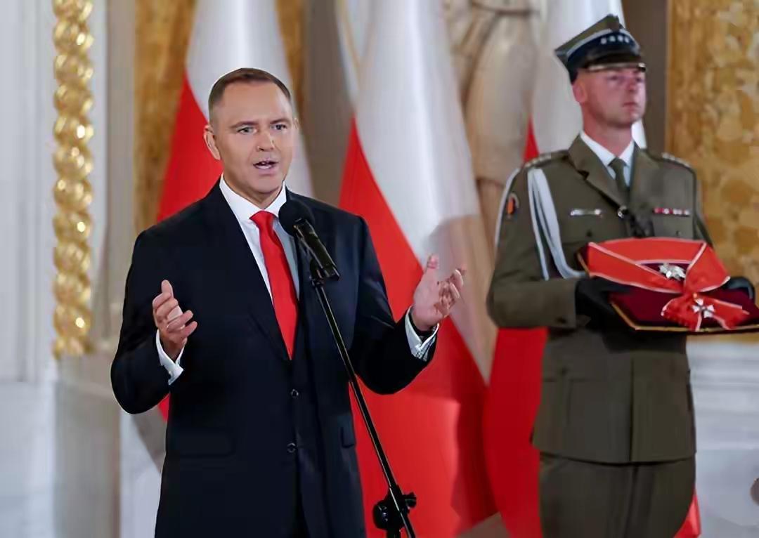 波兰总统痛心疾首，呼吁莫把俄当敌人！欧洲团结反俄竟成笑话？